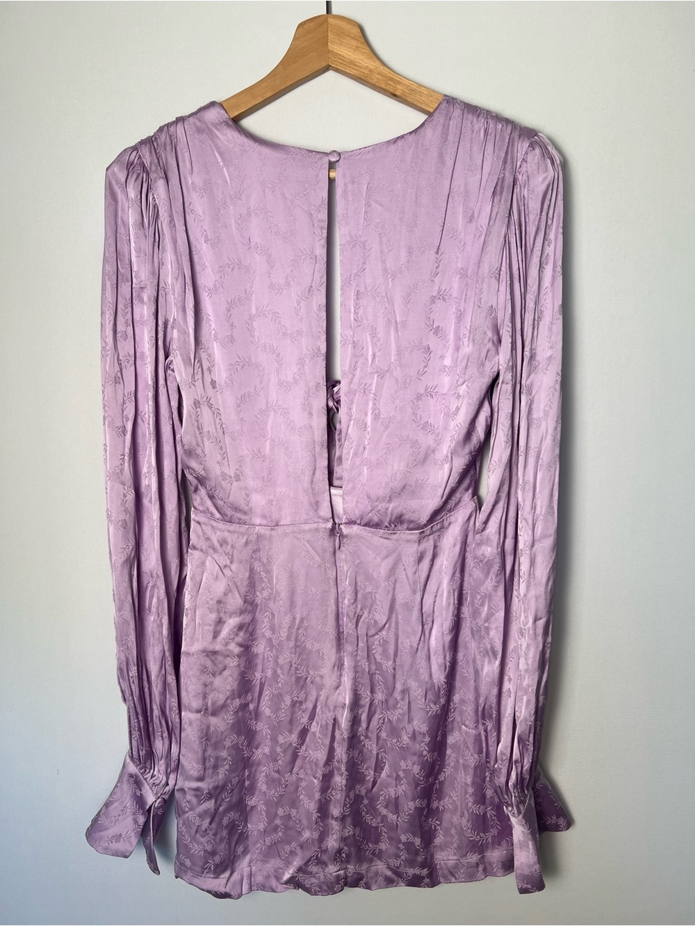 Lovers + Friends Elaine Satin Mini Dress Lilac Purple Floral Tie Front Lined XS - Picture 9 of 12